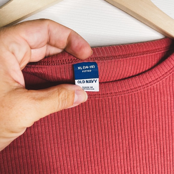 Fitted Ribbed Top - Picture 2 of 2